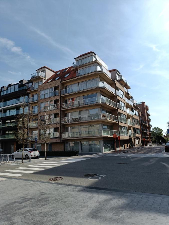 Апартаменты Residentie Gaudi Ньивпорт Экстерьер фото